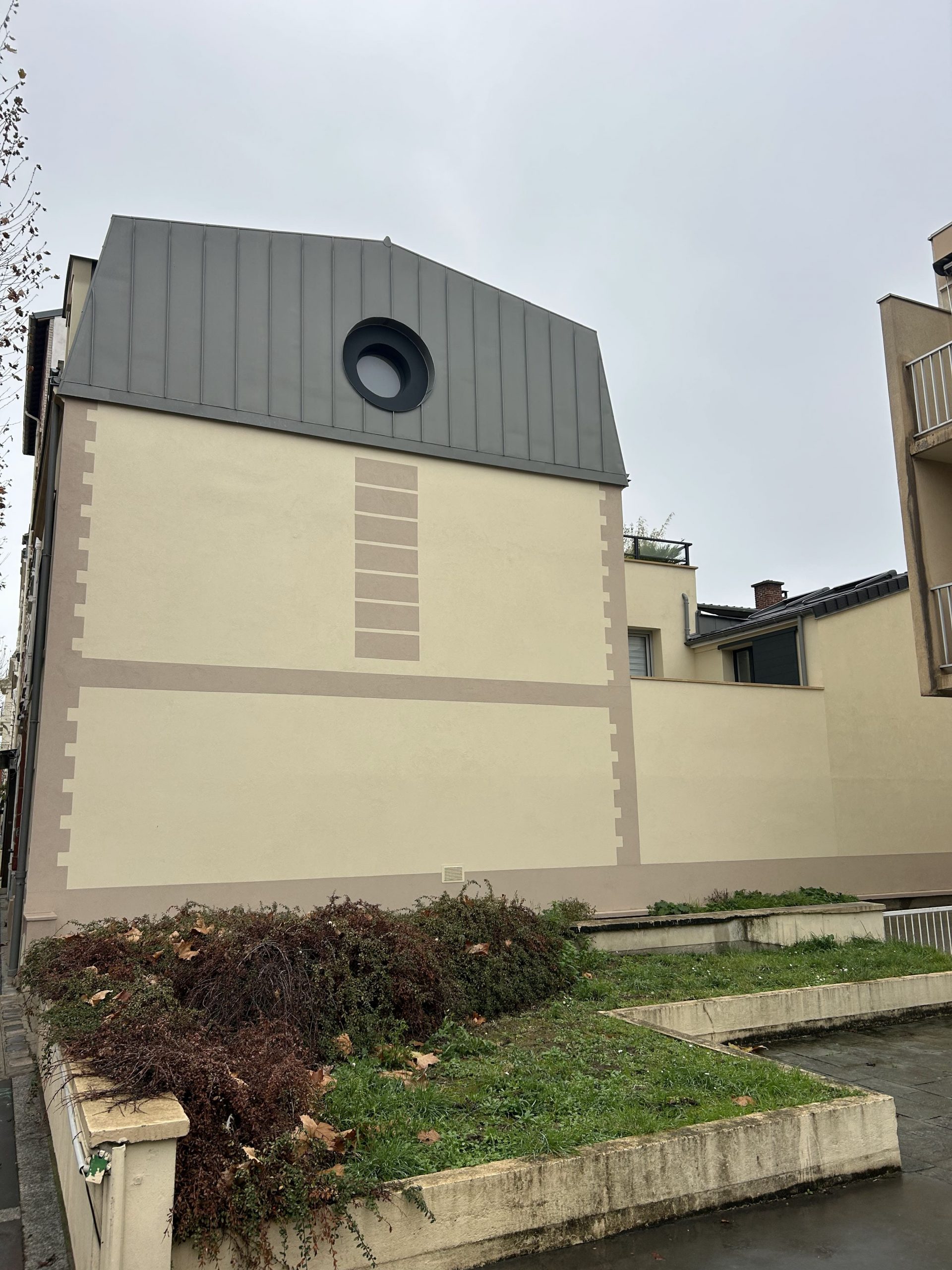 Surélévation d'une maison mitoyenne en béton à La Garenne-Colombes