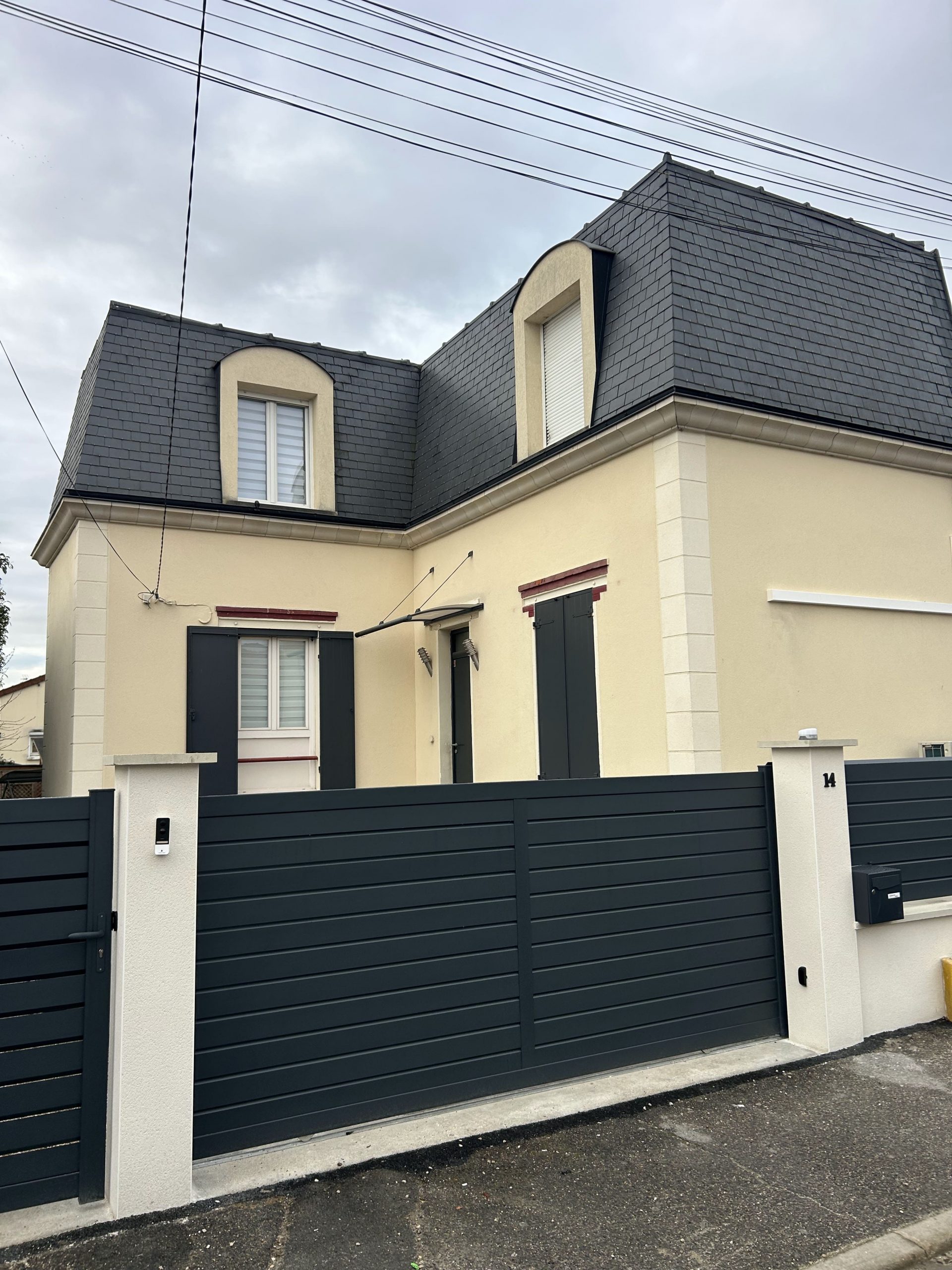 Chantier de surélévation de maison à La Garenne-Colombes (92) maîtrisé par Nikoprobat