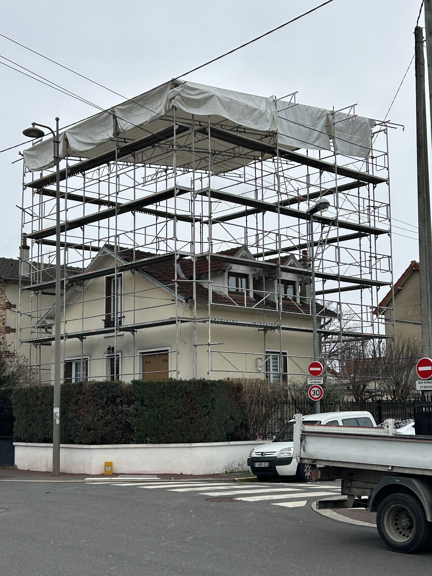 Maison_existante_avant_surelevation sartrouville P02 (1)